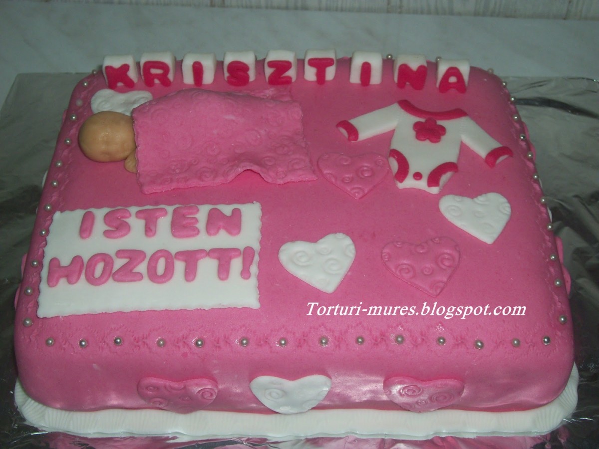 Tort de botez roz