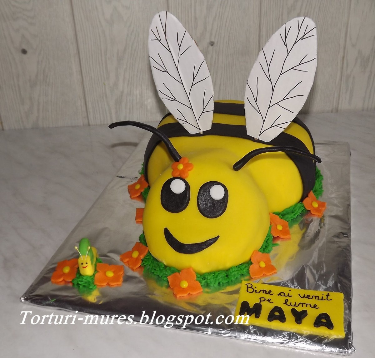 Tort albinuta Maya