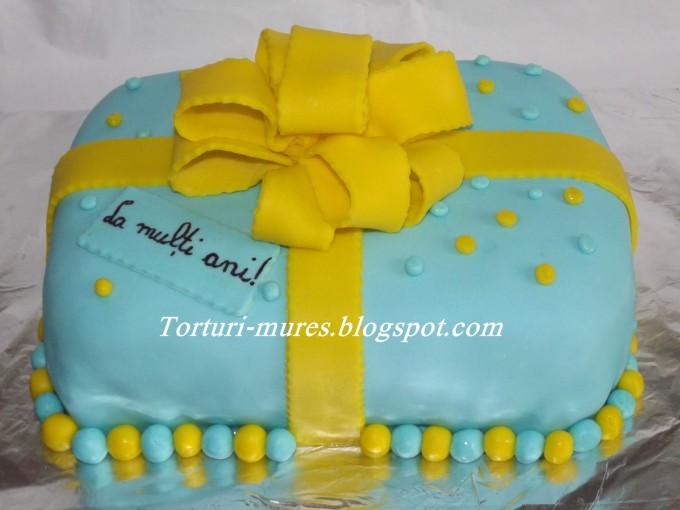 Tort cu funda