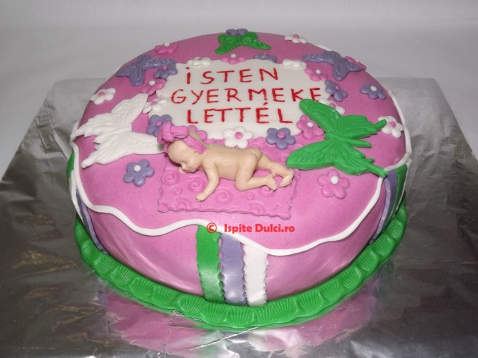 Tort roz de botez
