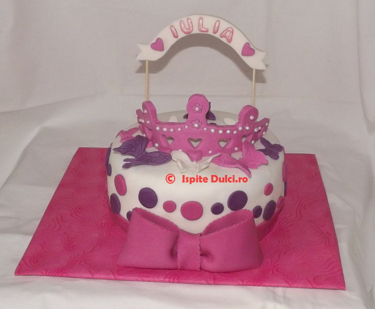 Tort cu diadema