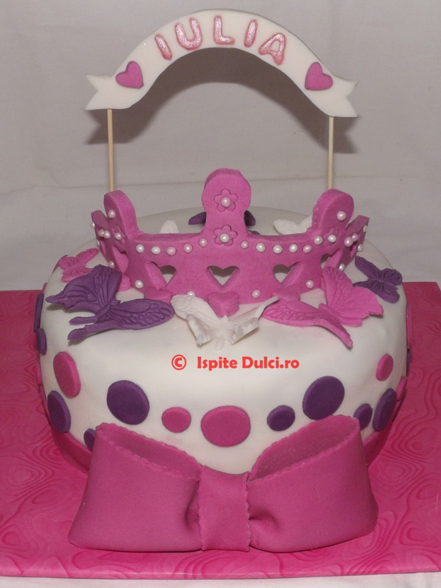 Tort cu diadema