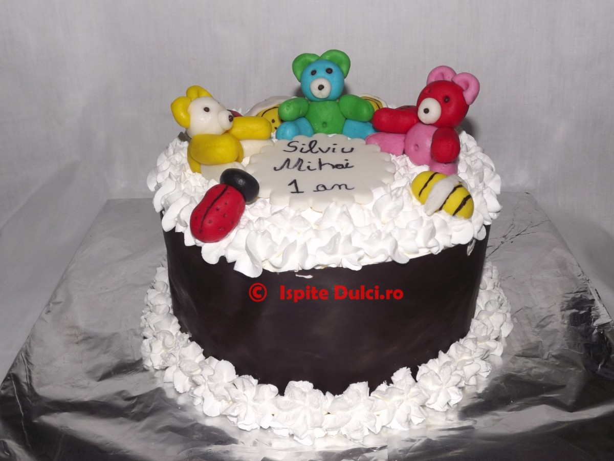 Tort cu ursuleti