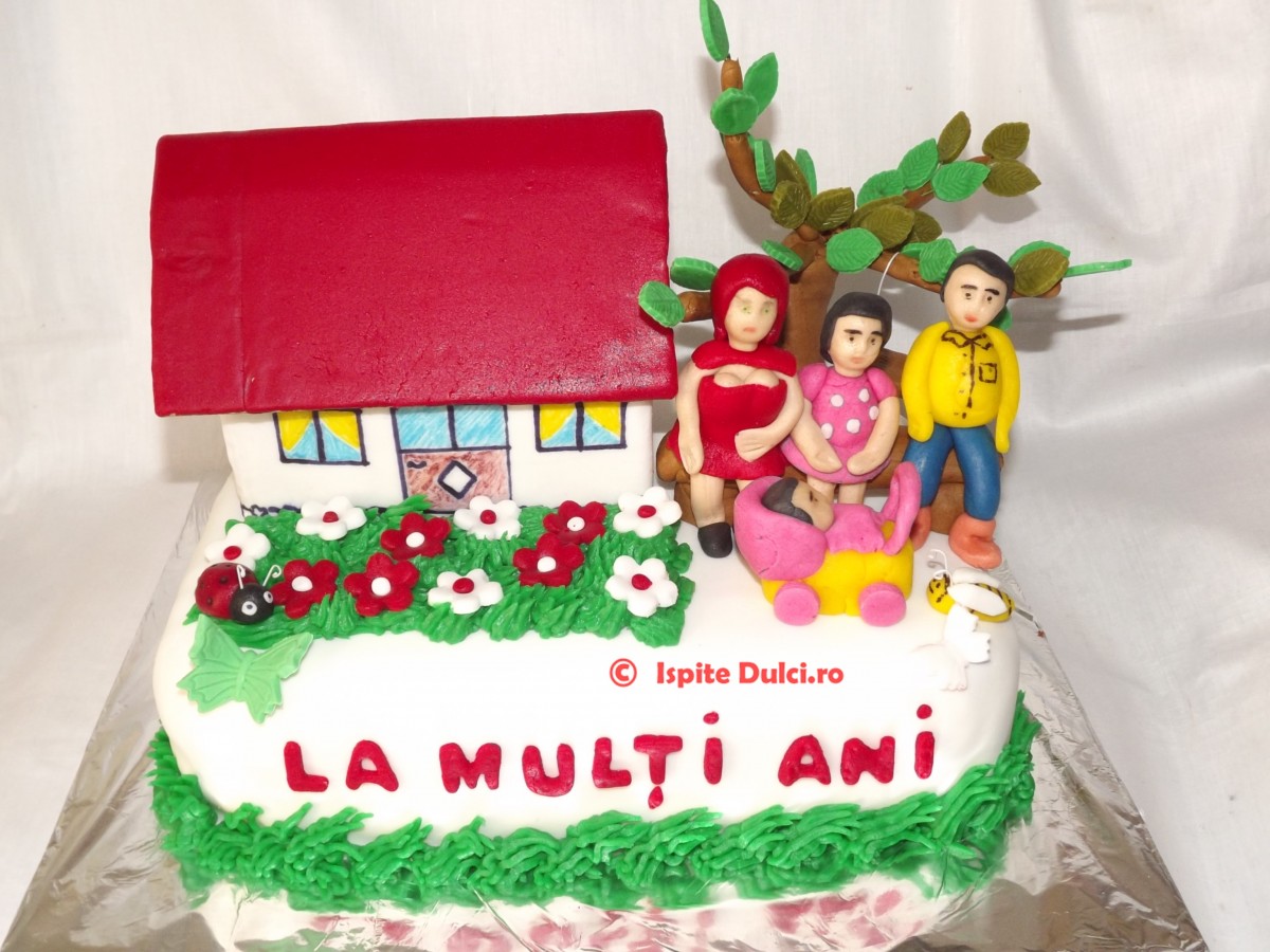 Tort cu casa si familie