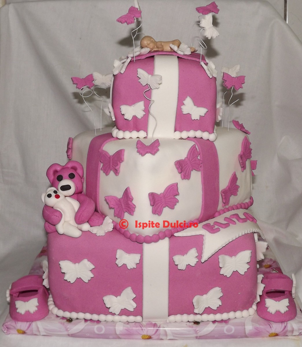 Tort de botez cu fluturasi