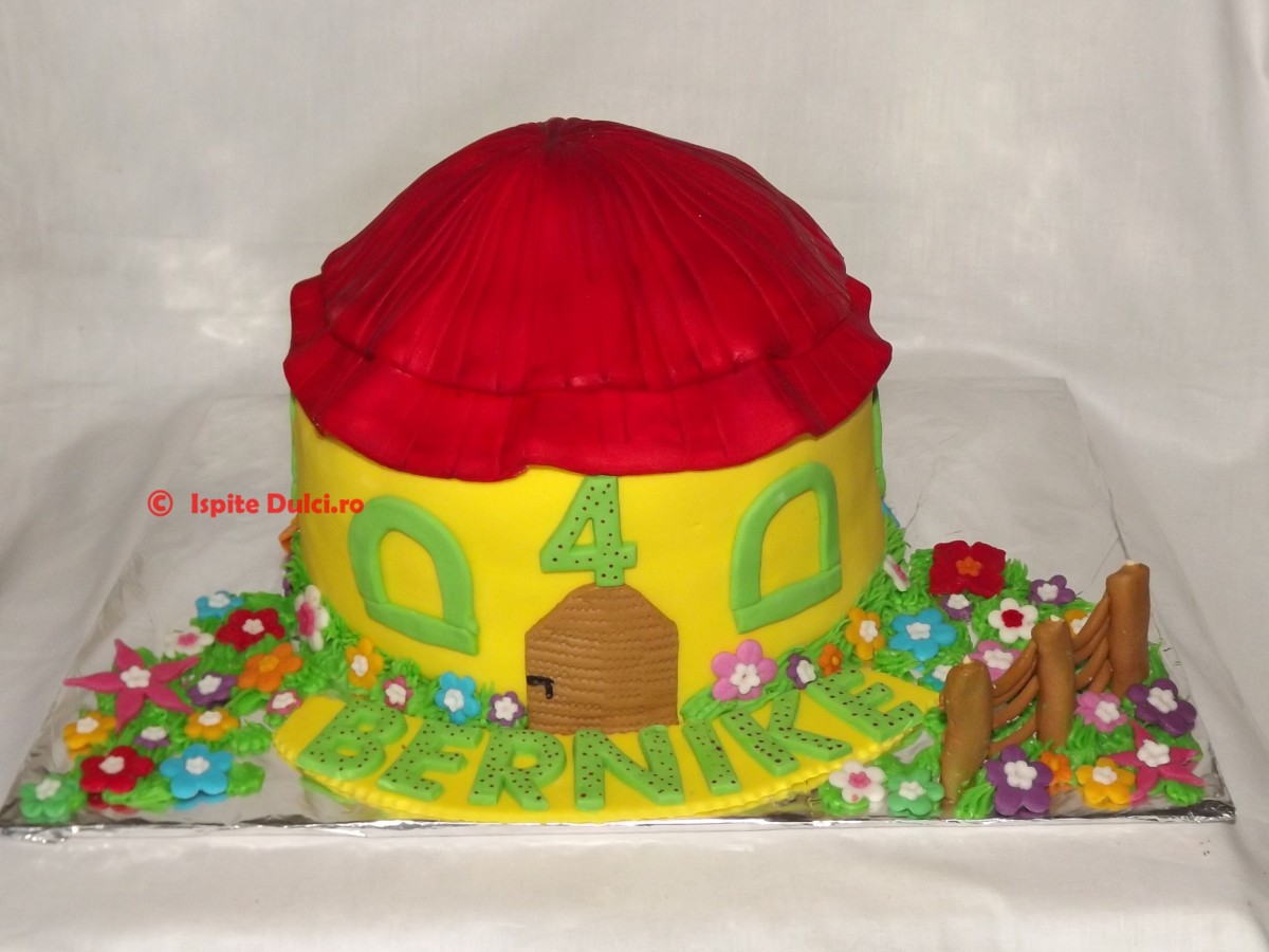 Tort casuta