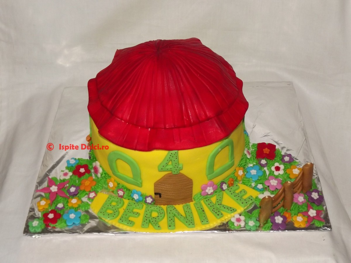 Tort casuta
