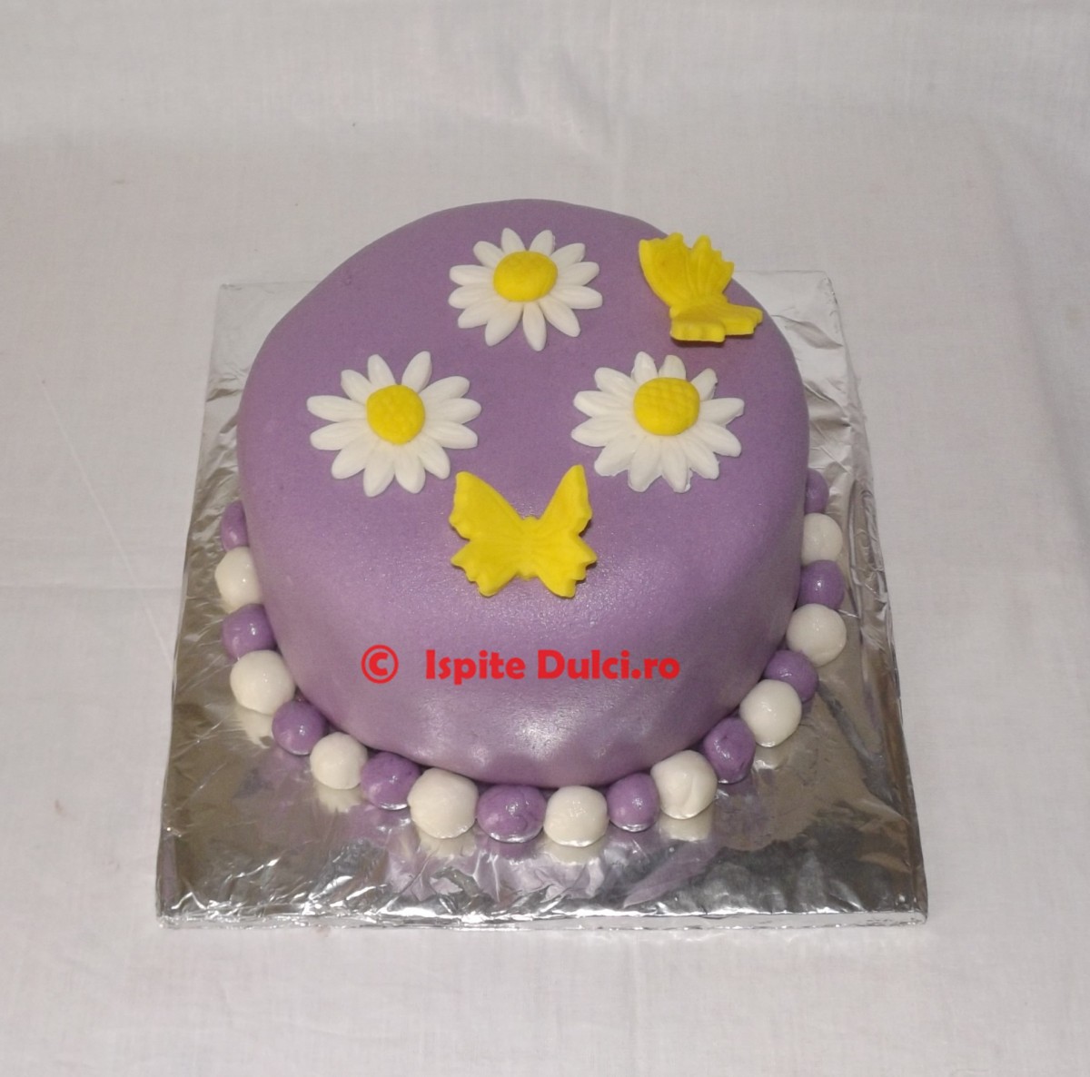 Tort de botez cu bebe cadou