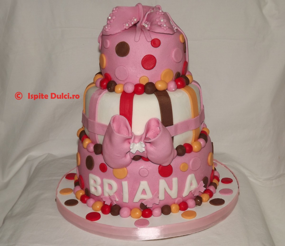 Tort de botez cu balerini Briana