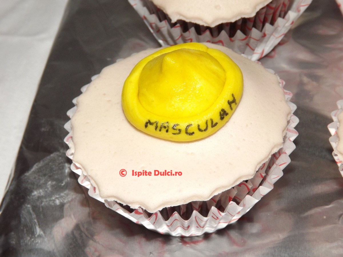 Cupcakes pt petrecerea burlacelor, burlacilor