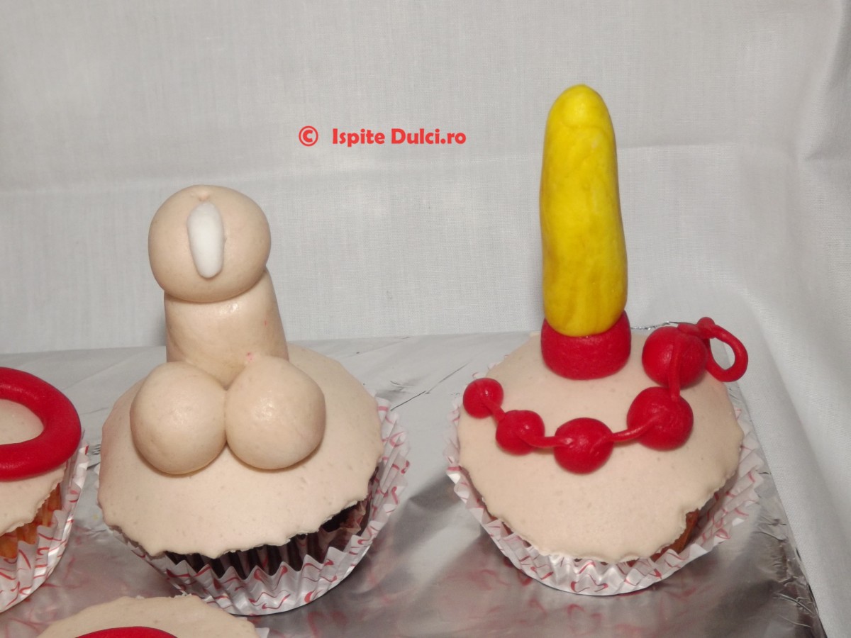 Cupcakes pt petrecerea burlacelor, burlacilor