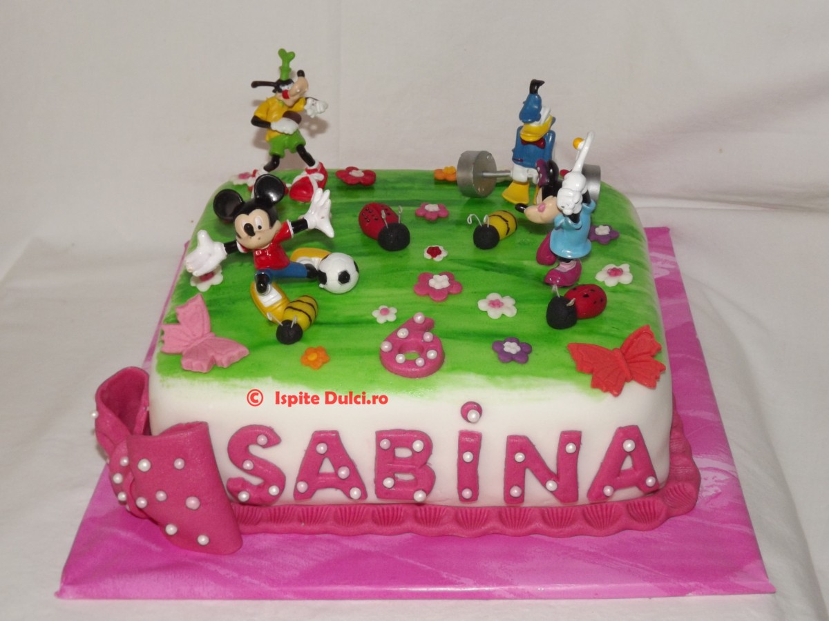 Tort cu figurine Disney
