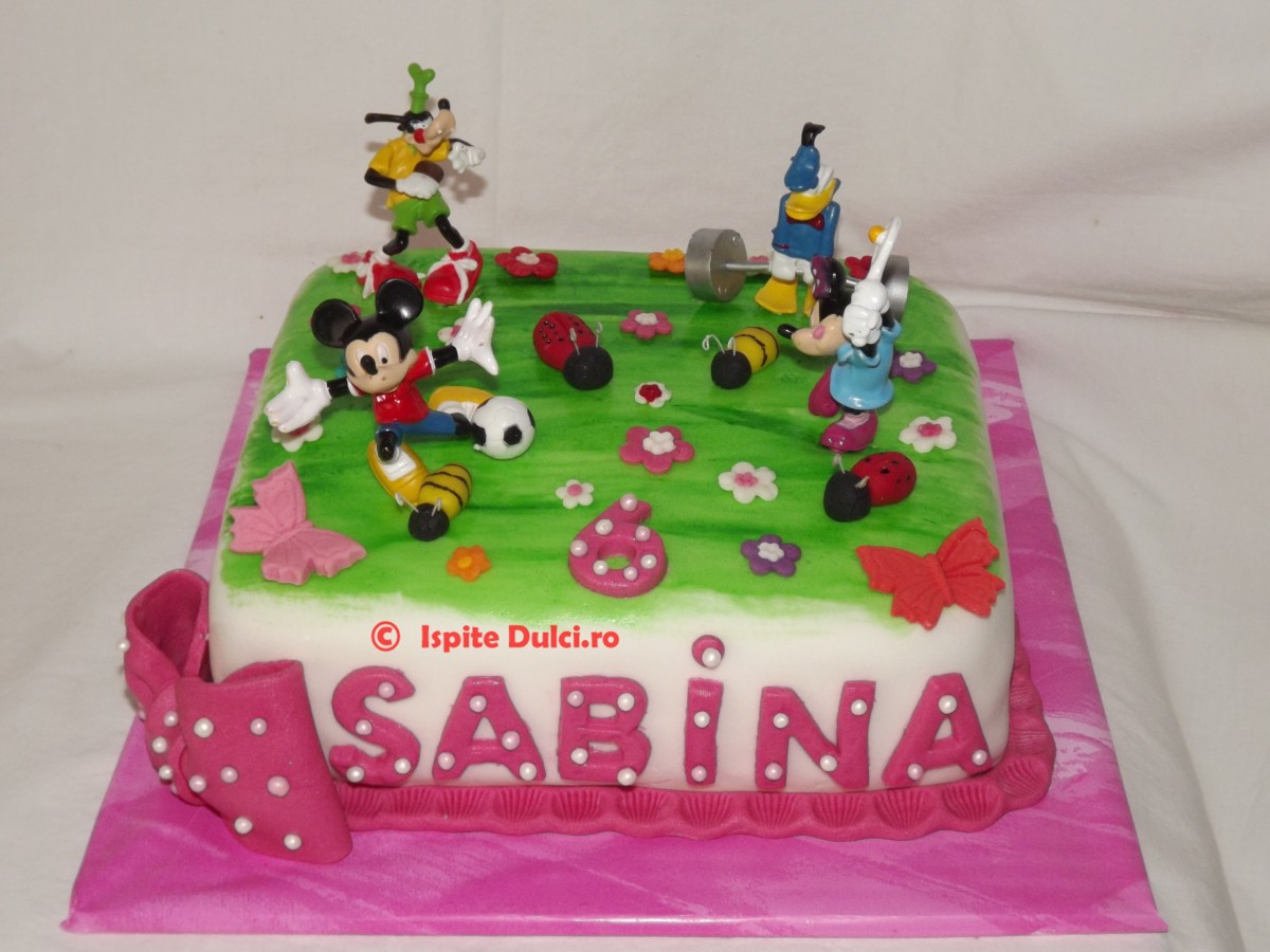 Tort cu figurine Disney