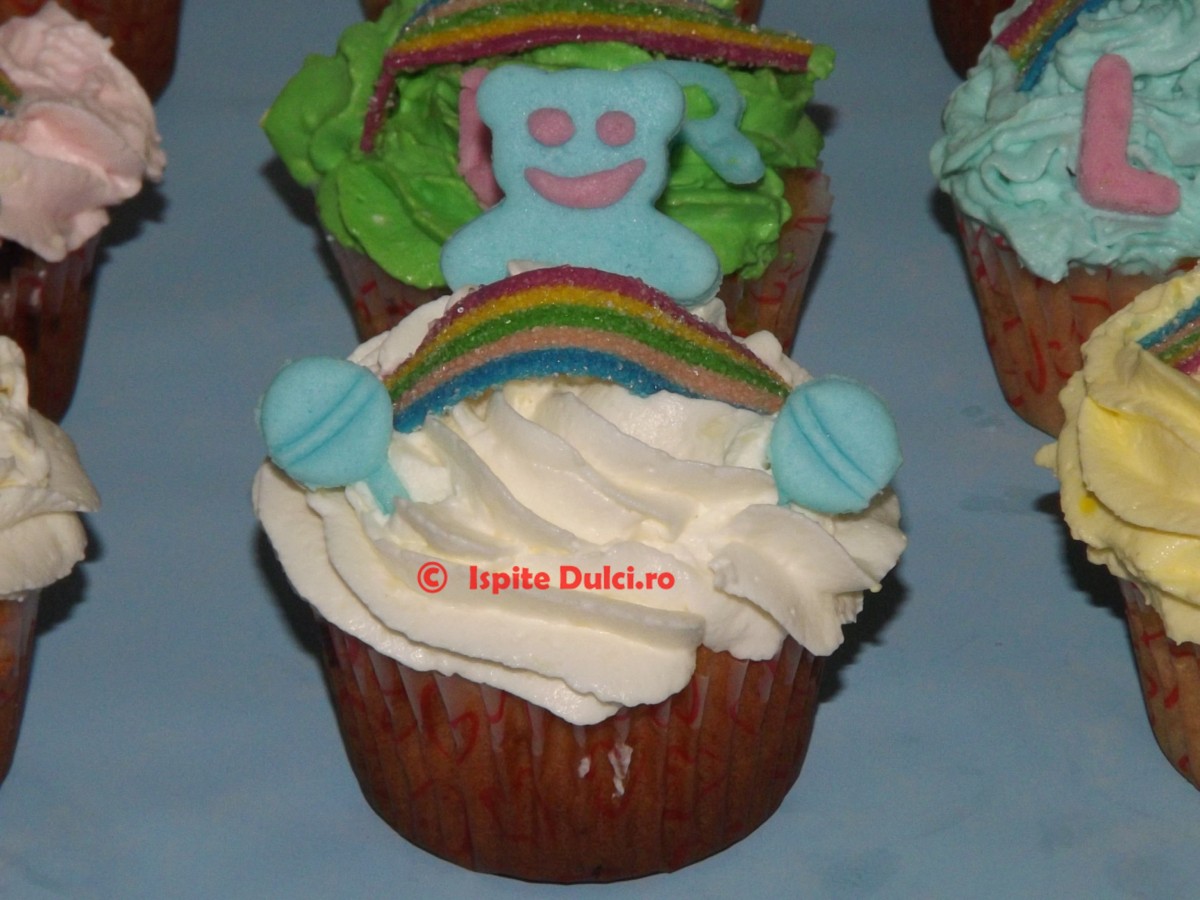 Muffins (briose) curcubeu