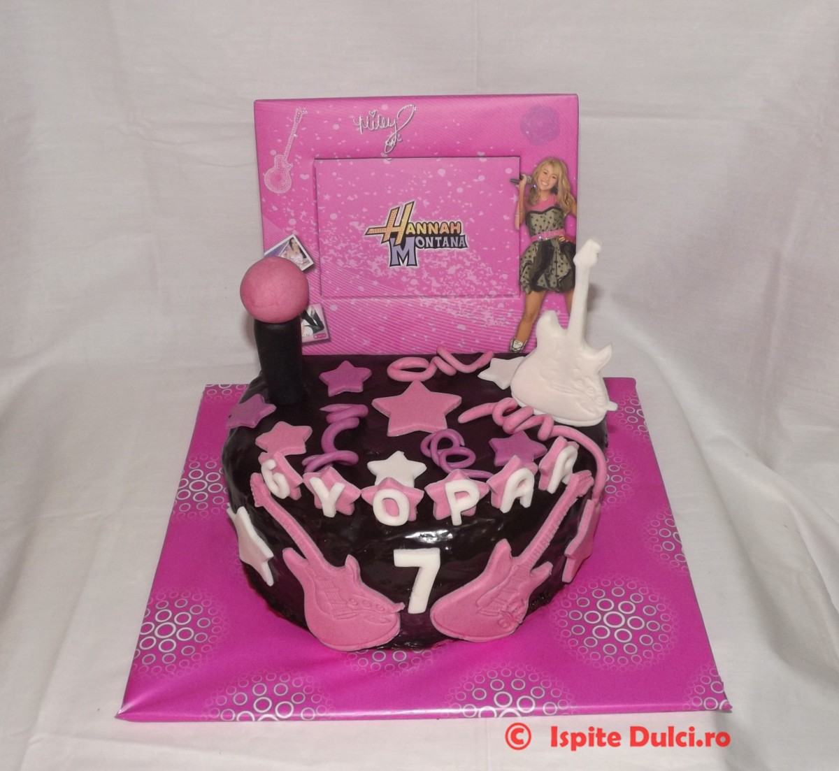 Tort Hannah Montana pentru Gyopar