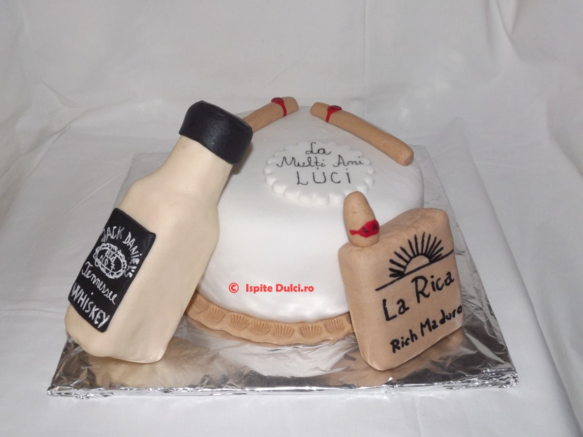 Tort cu Sticla de Jack si trabuc