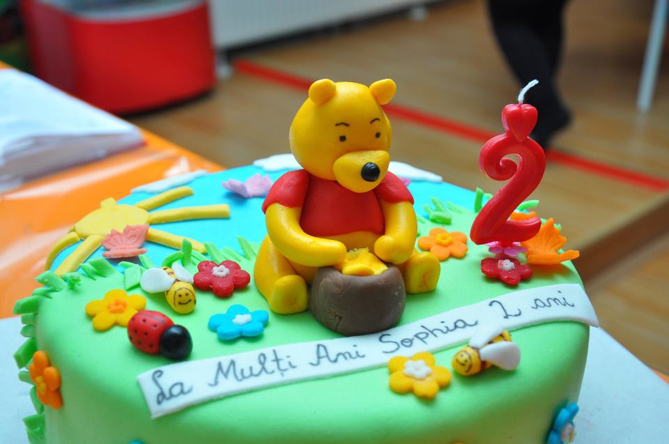 Tort cu Winnie pentru Sophia