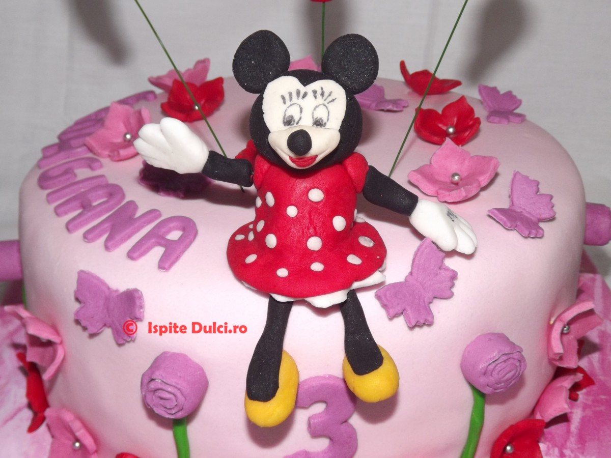 Tort cu Minnie Mouse pentru Georgiana