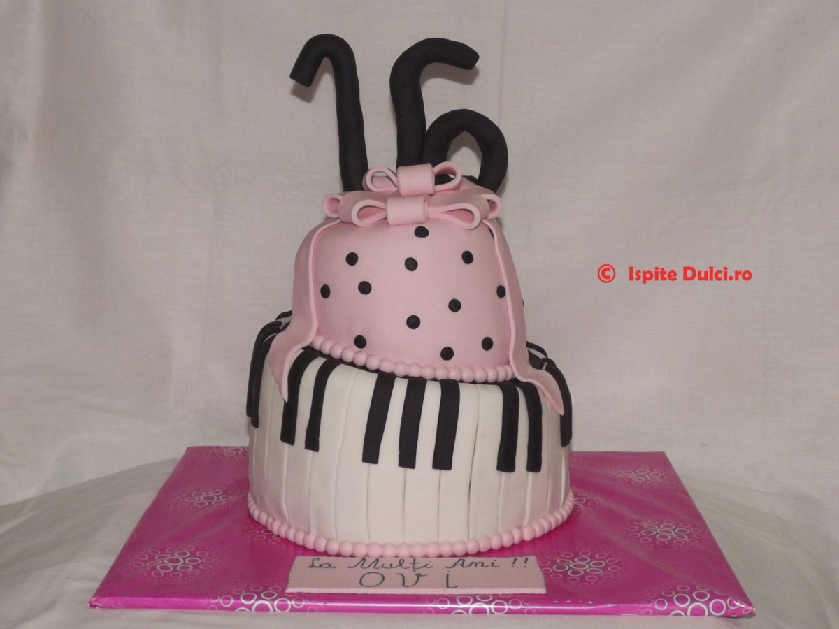 Tort cu partitura pentru Ovidia