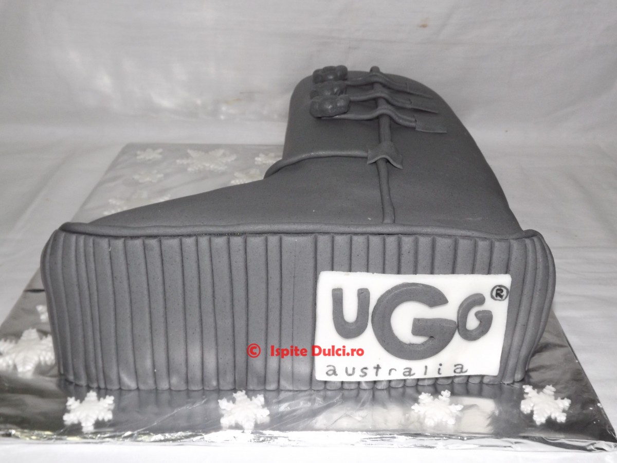 Tort UGG