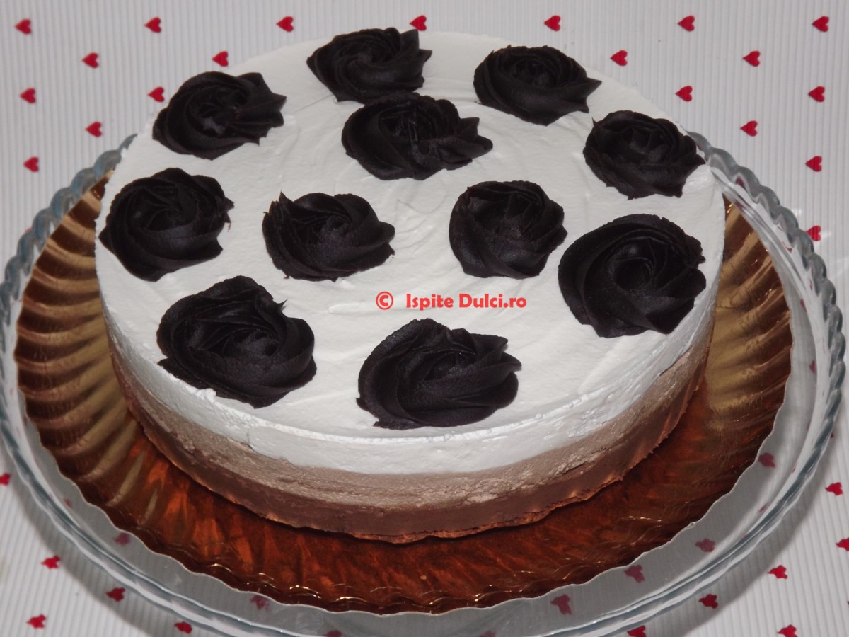 Tort trois chocolate