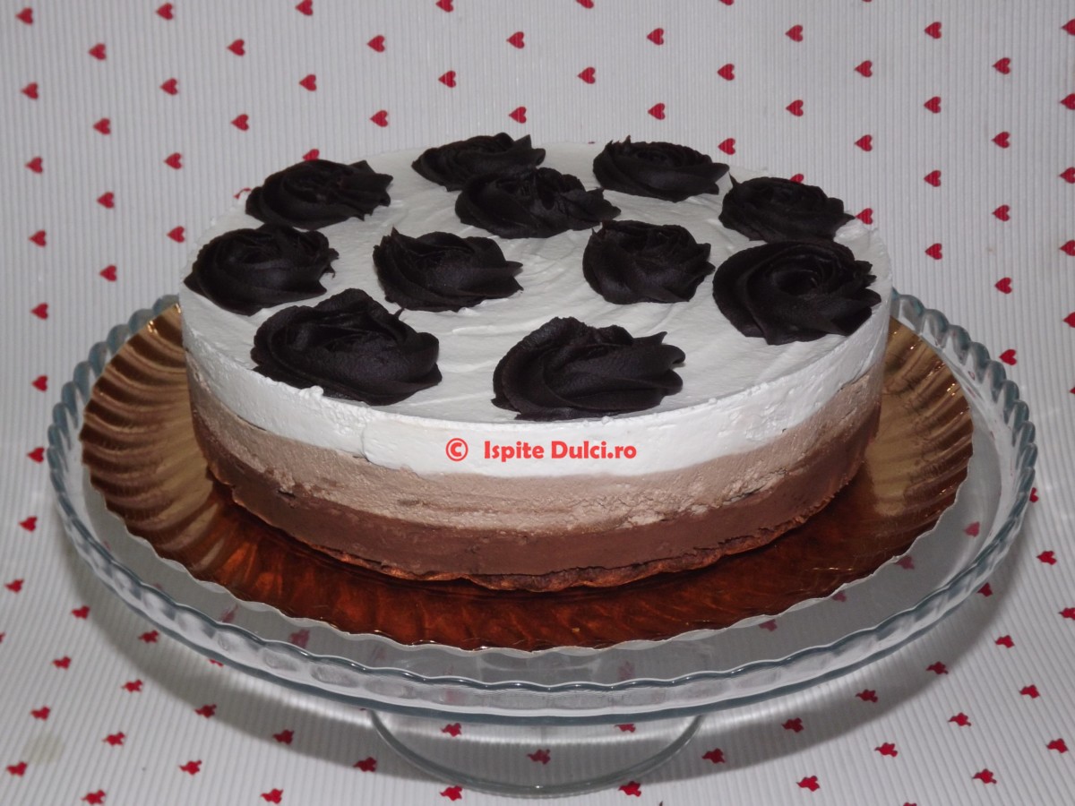 Tort trois chocolate