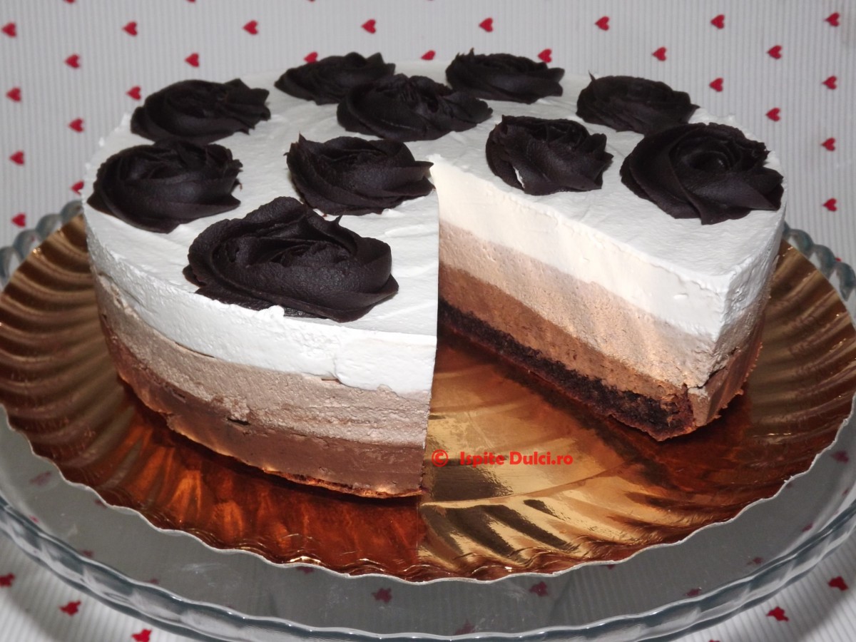 Tort trois chocolate