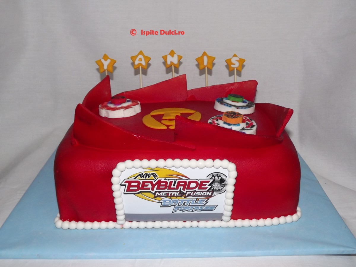 Tort arena beyblade pentru Yanis