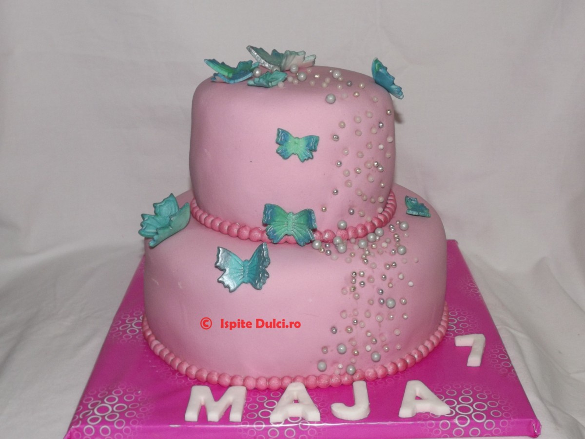 Tort roz pentru Maja