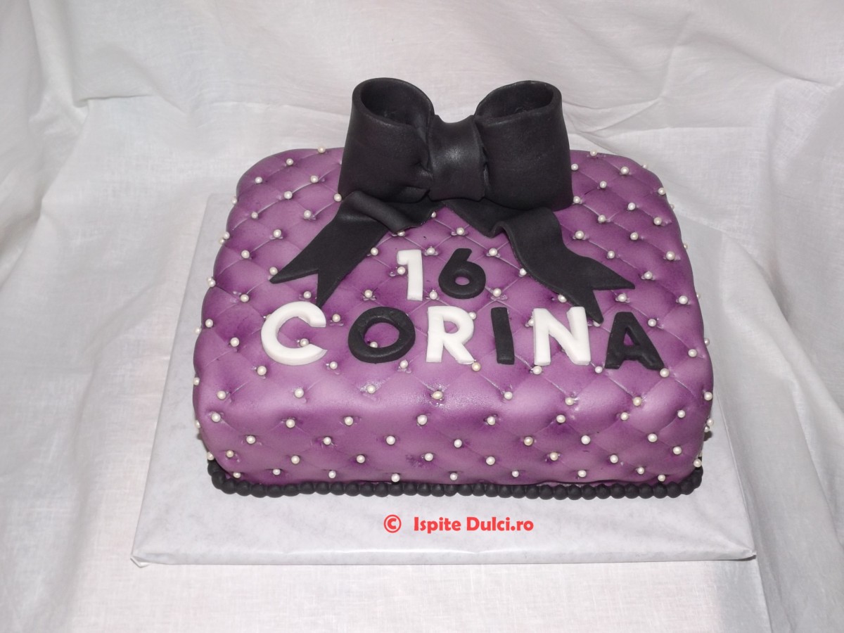 Tort mov pentru Corina