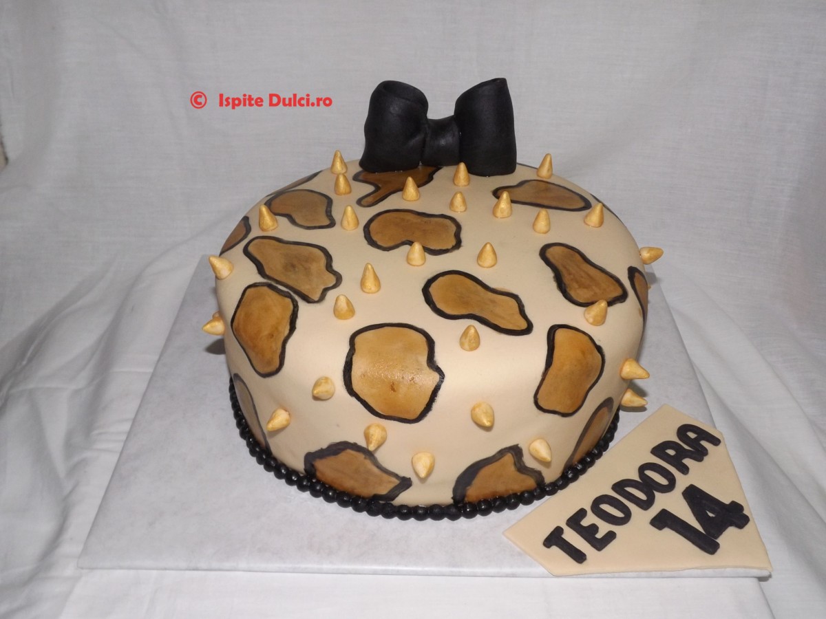 Tort animal print pentru Teodora