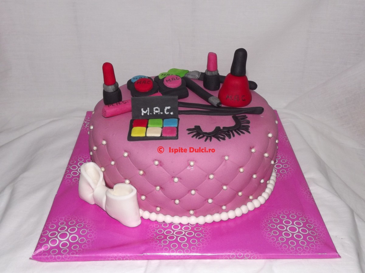 Tort cosmetice