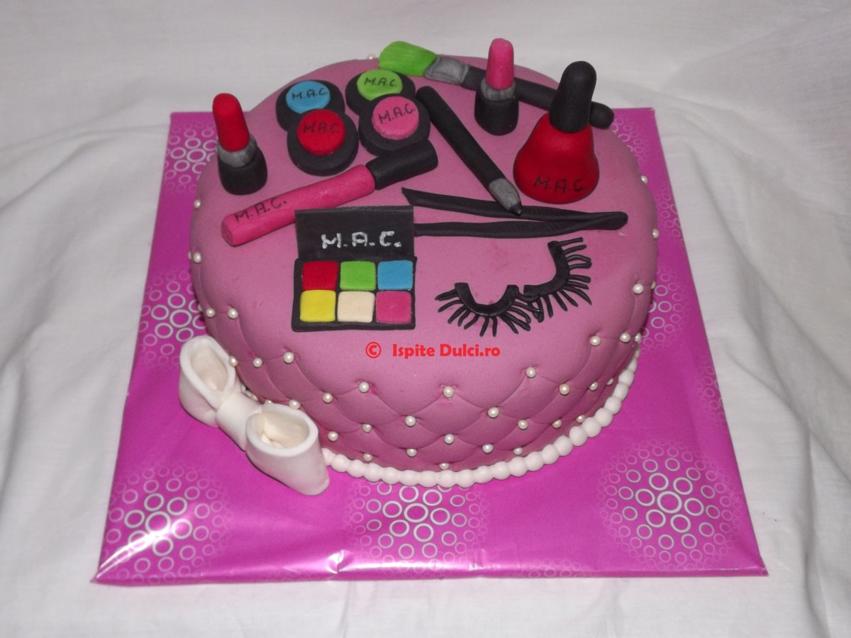 Tort cosmetice