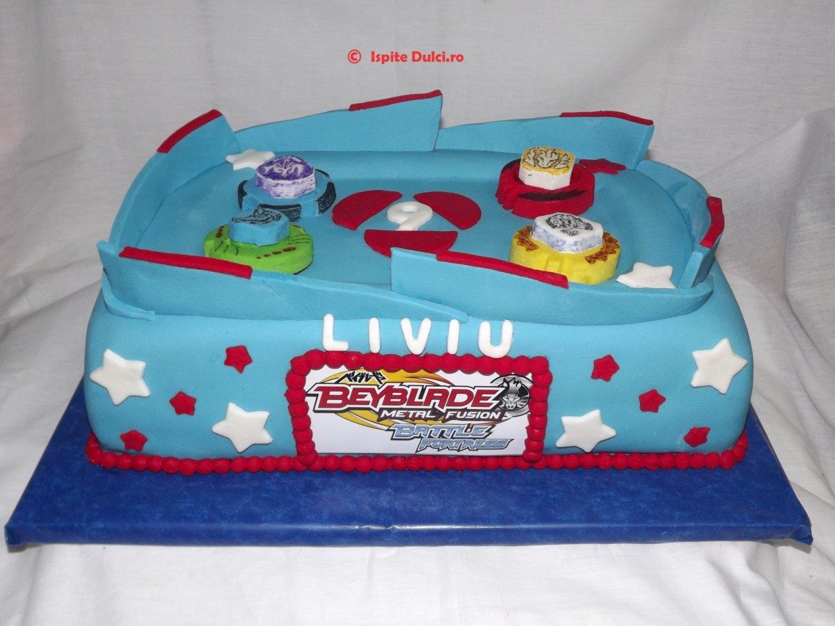 Tort arena Beyblade pentru liviu
