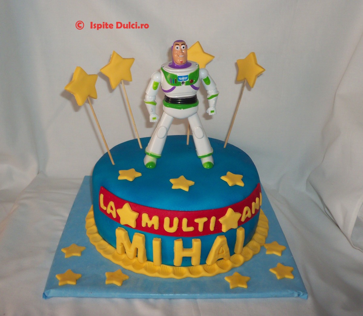Tort Buzz pentru Mihai