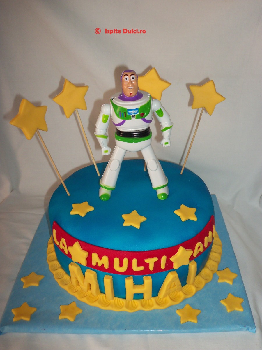 Tort Buzz pentru Mihai
