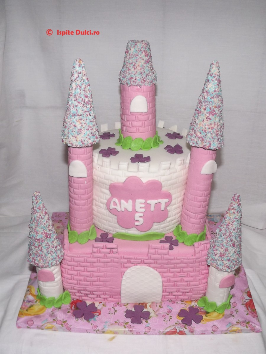 Tort castel pentru Anett