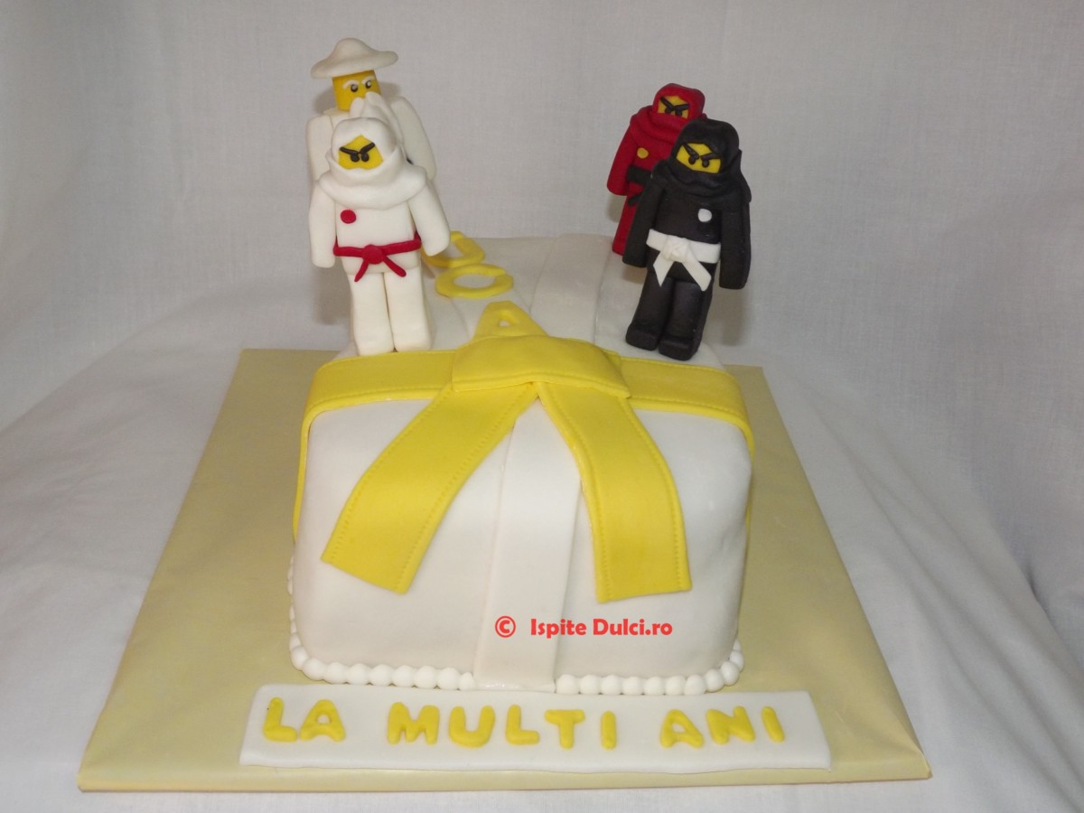 Tort kimono cu lego ninjago