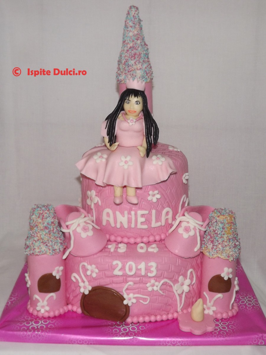 Tort castel de botez pentru Aniela