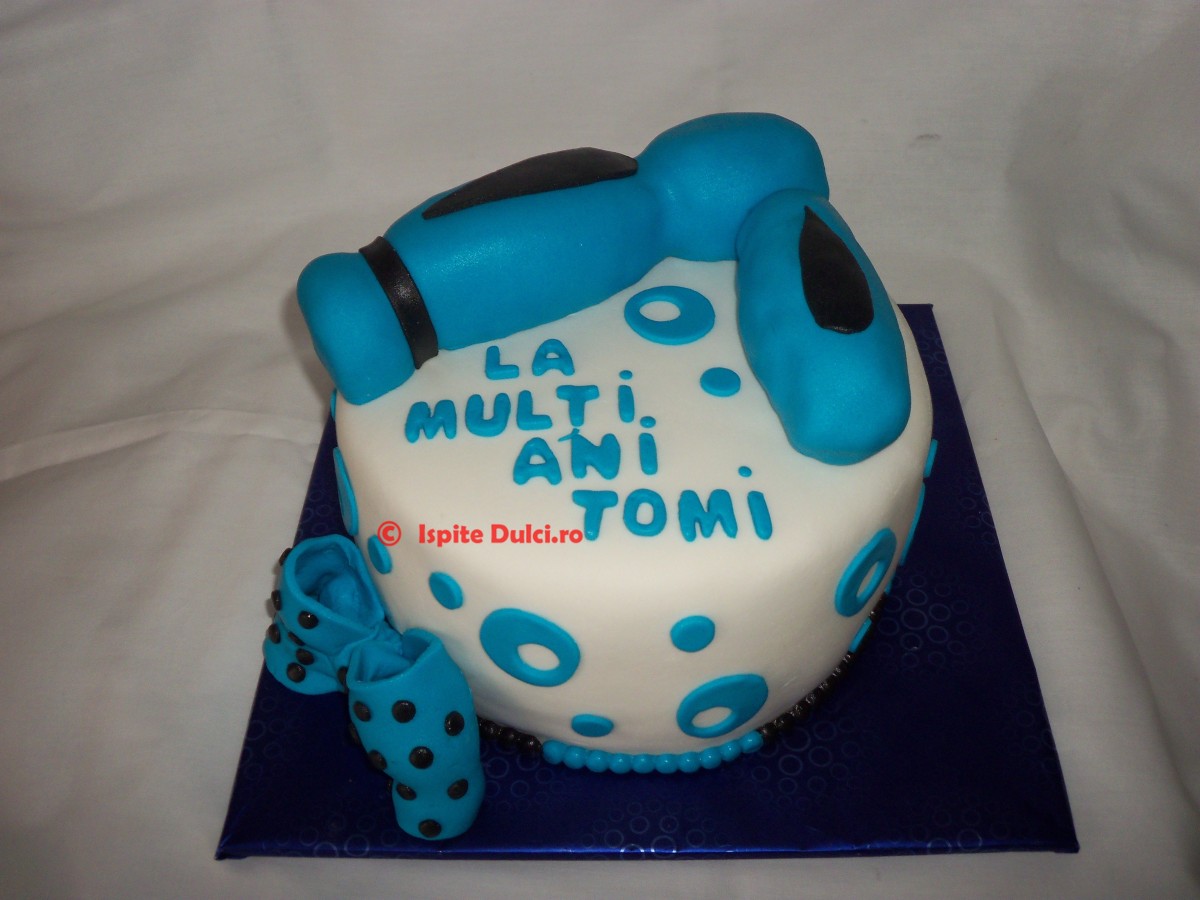 Tort cu uscator de par