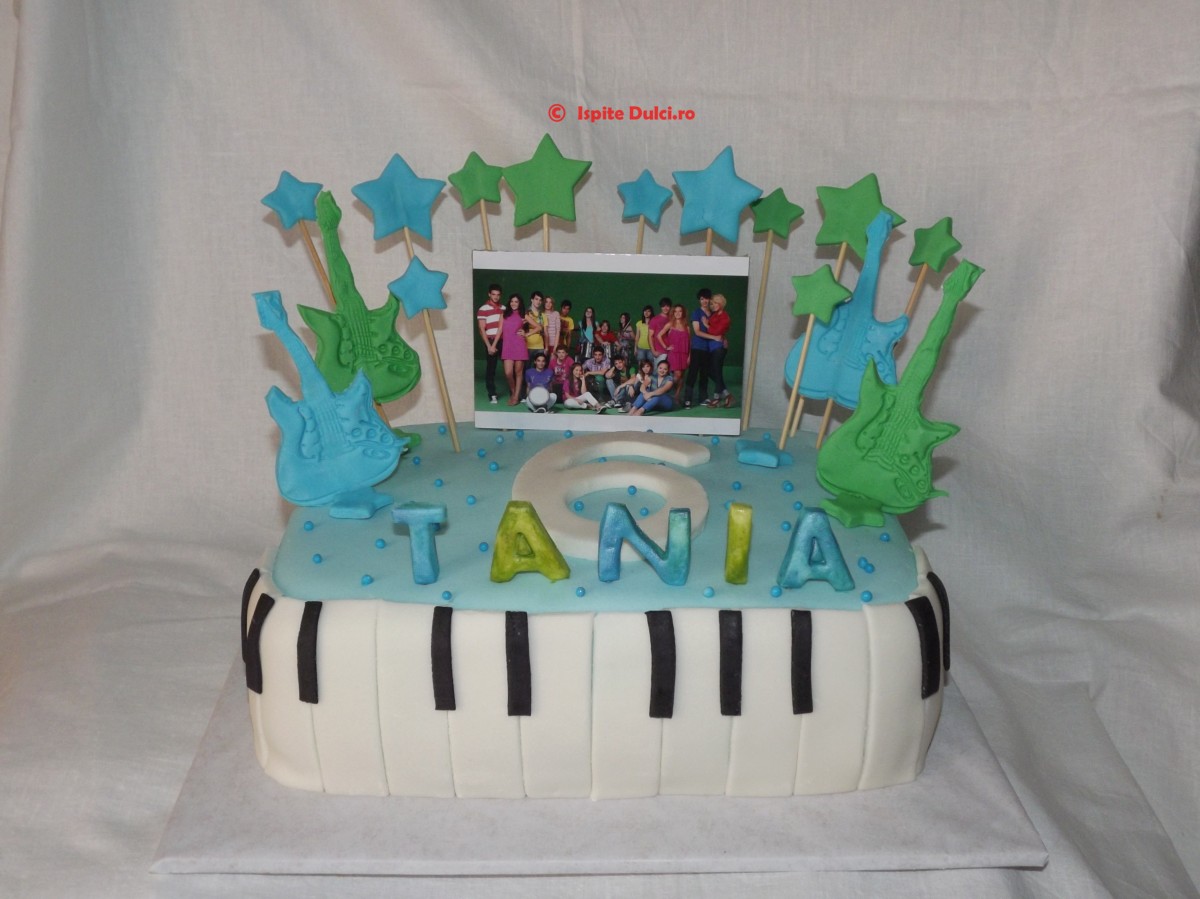 Tort LalaBand pentru Tania