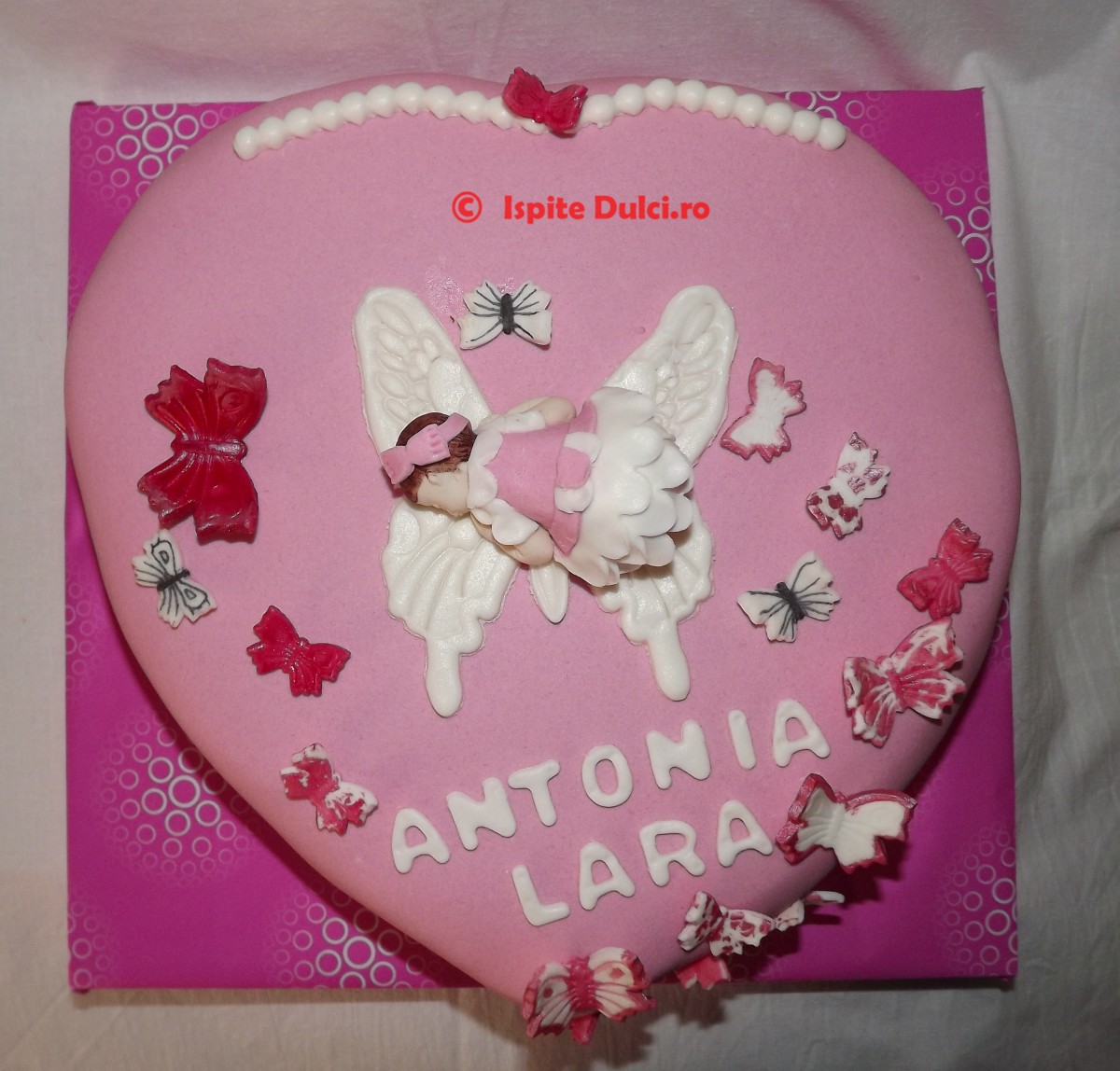 Tort de botez inimioara pentru Antonia
