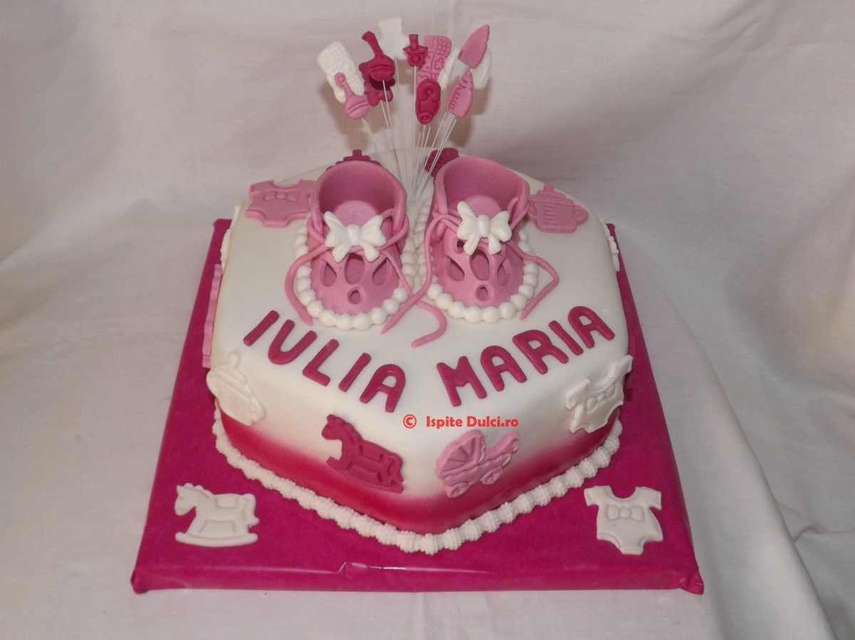 Tort de botez Iulia