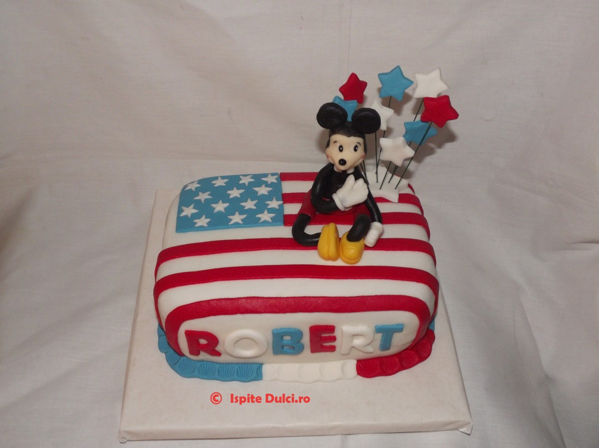 Tort cu steagul Americii si Mickey Mouse