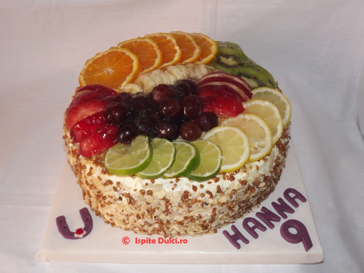 Tort cu fructe pentru Hanna