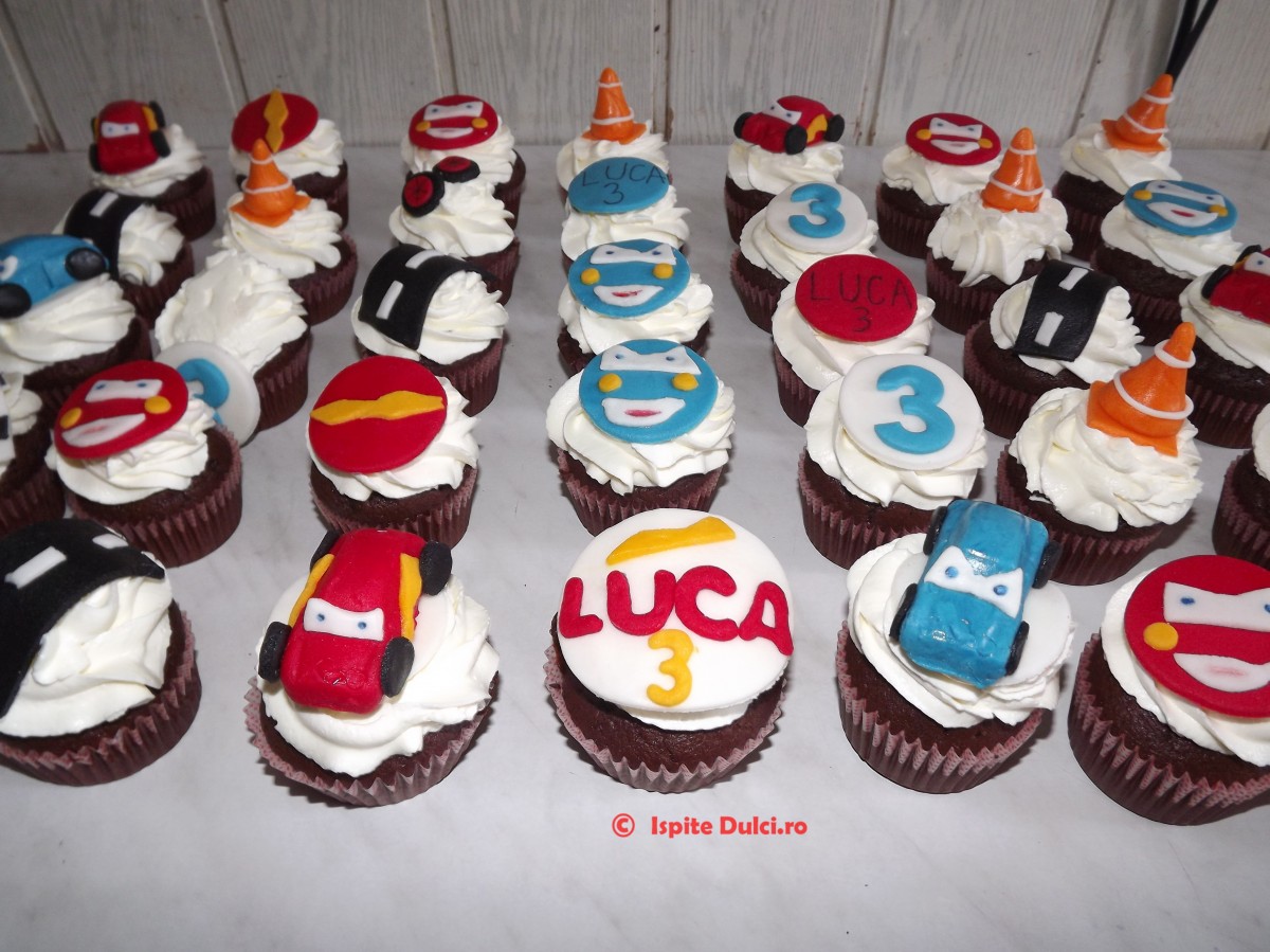 Cupcakes cu tema Cars pentru Luca
