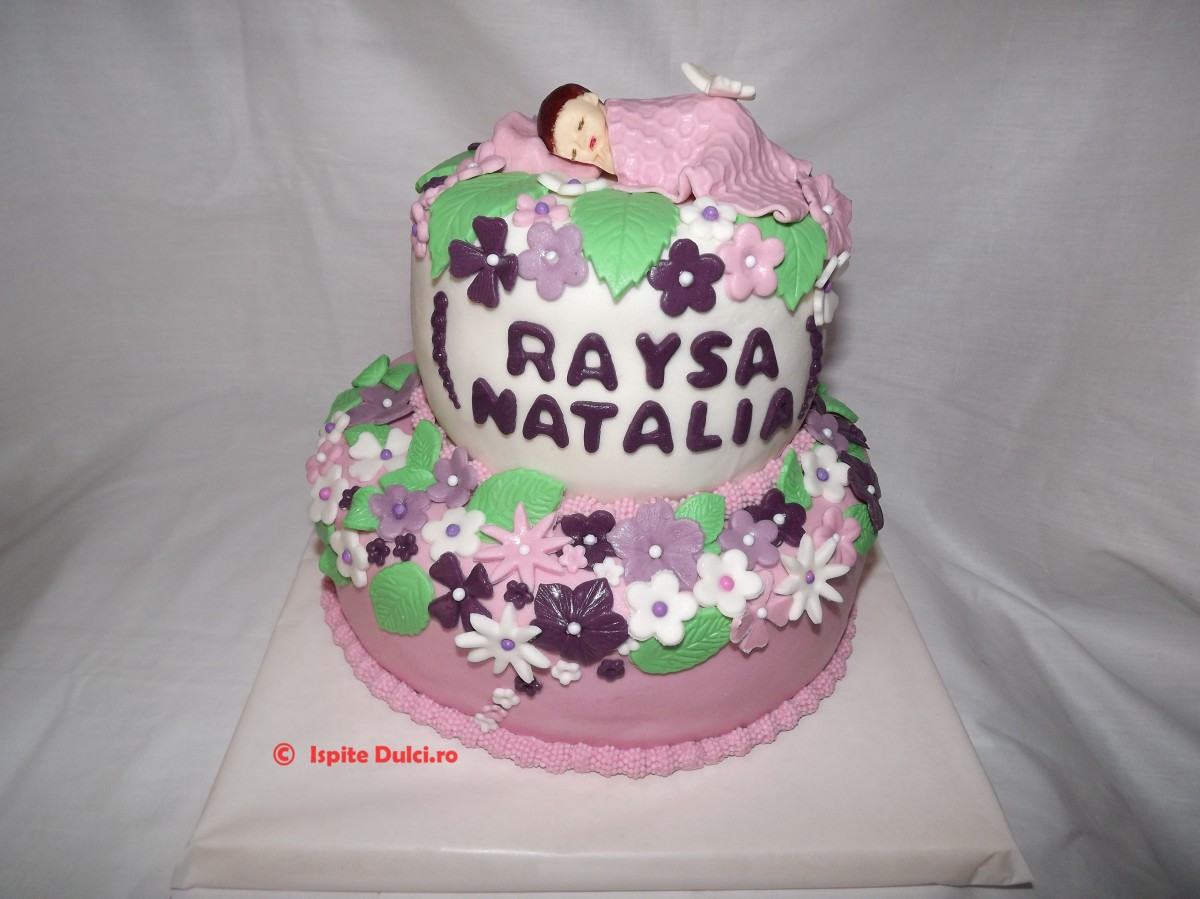Tort de botez Raysa Natalia