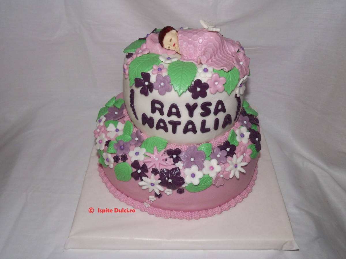 Tort de botez Raysa Natalia