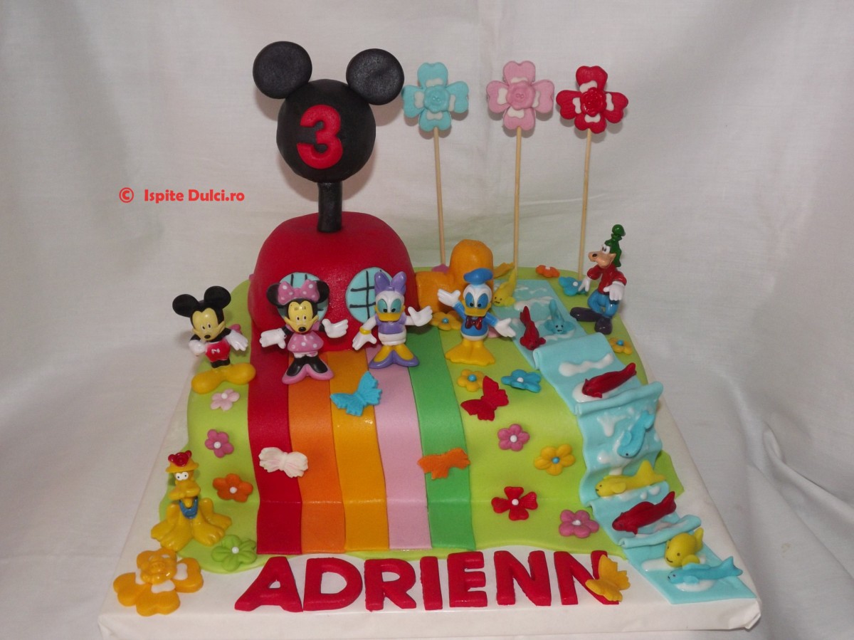 Tort clubul lui Mickey pentru Adrienn