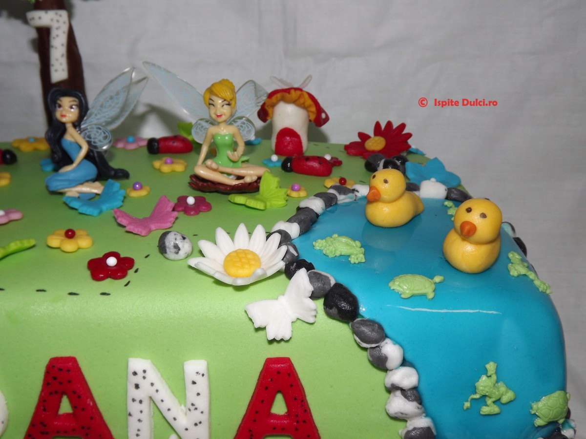Tort vesel cu Clopotica si Boare Aurie pentru Ioana